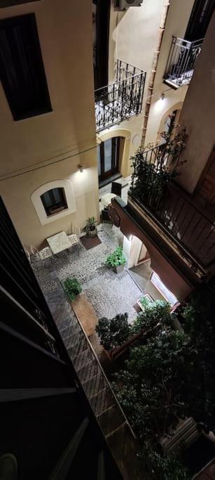 Casa Vacanze U Curtigghiu Cefalú Exterior foto